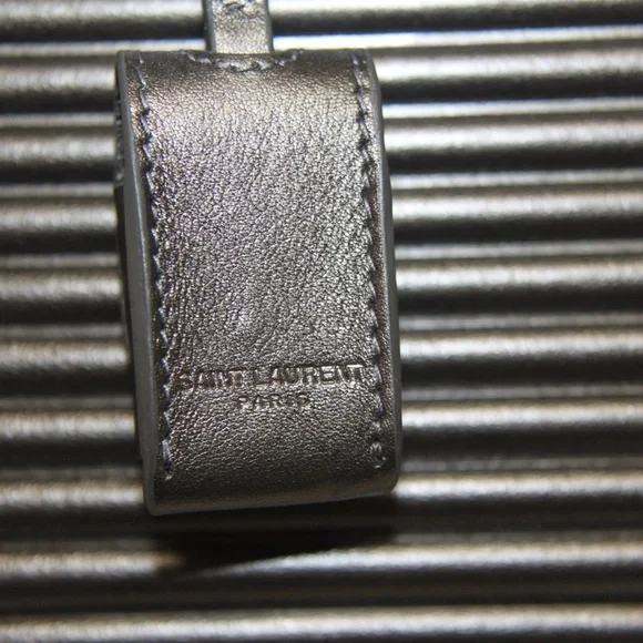 Sac de Jour New Nano Metallic Grey - Picture 3 of 11